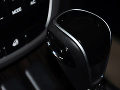 2015款 1.8T 自动 两驱豪华版