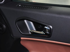 2015款 1.8T 自动 两驱豪华版