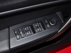 2015款 1.4TGI 自动 豪华版