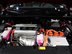 2015款 300h 锋致版 全驱 5座