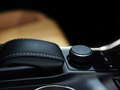2015款 300h 锋致版 全驱 5座