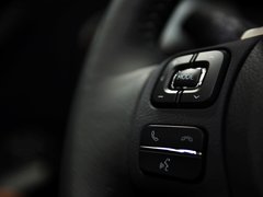 2015款 300h 锋致版 全驱 5座