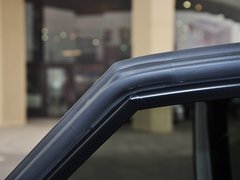 2015款 300h 锋致版 全驱 5座