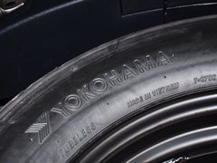2015款 300h 锋致版 全驱 5座