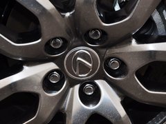 2015款 300h 锋致版 全驱 5座