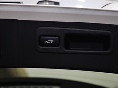 雷克萨斯NX 2015款 300h 锋致版 全驱 5座