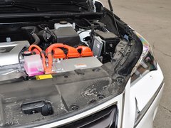 2015款 300h 锋致版 全驱 5座