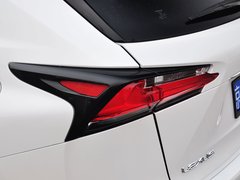 雷克萨斯NX 2015款 300h 锋致版 全驱 5座