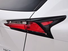 雷克萨斯NX 2015款 300h 锋致版 全驱 5座