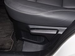 2015款 300h 锋致版 全驱 5座