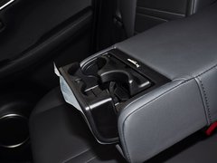 2015款 300h 锋致版 全驱 5座