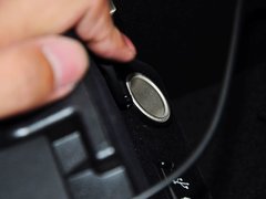 2015款 300h 锋致版 全驱 5座