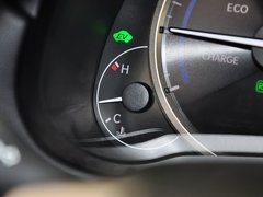 2015款 300h 锋致版 全驱 5座