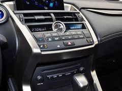 2015款 300h 锋致版 全驱 5座
