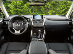 2015款 300h 锋致版 全驱 5座