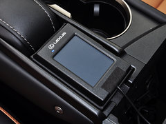 2015款 300h 锋尚版 前驱 5座