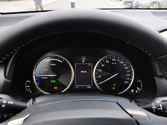 2015款 300h 锋尚版 前驱 5座