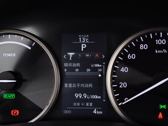 2015款 300h 鋒尚版 前驅(qū) 5座