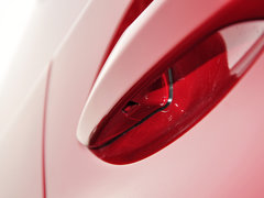 雷克萨斯NX 2015款 300h 锋尚版 前驱 5座