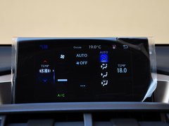 2015款 300h 锋尚版 前驱 5座