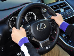 2015款 200t F SPORT 全驱 5座