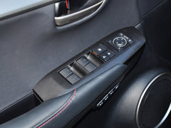 雷克萨斯NX 2015款 200t F SPORT 全驱 5座