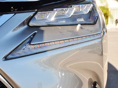 2015款 200t F SPORT 全驱 5座