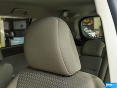 2015款 180E CVT 跨界版 5座