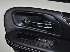 2014款 3.6L 自动 舒适版 7座