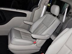 2014款 3.6L 自动 舒适版 7座