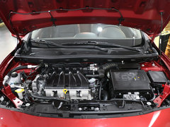 2015款 2.0L CVT 时尚版