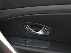 2015款 2.0L CVT 时尚版