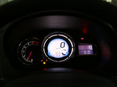 2015款 2.0L CVT 时尚版