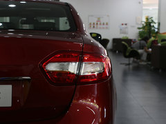 2015款 2.0L CVT 时尚版