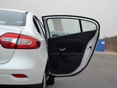 2015款 2.0L CVT 时尚版