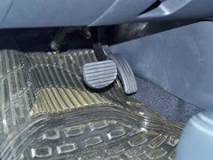 2015款 2.0L CVT 时尚版