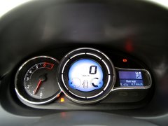 2015款 2.0L CVT 时尚版