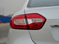 2015款 2.0L CVT 时尚版