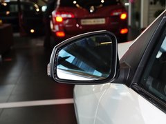 2015款 2.0L CVT 时尚版