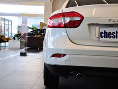 2015款 2.0L CVT 时尚版