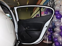 2015款 2.0L CVT 时尚版