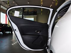 2015款 2.0L CVT 时尚版