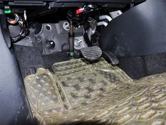 2015款 2.0L CVT 时尚版