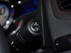 2015款 2.0L CVT 时尚版