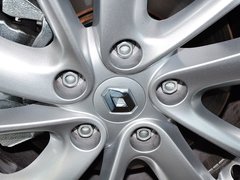 2015款 2.0L CVT 时尚版