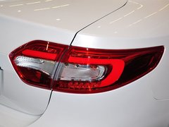 2015款 2.0L CVT 时尚版