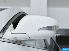 2015款 1.0L 增程式 尊享版