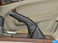 2015款 1.0L 增程式 尊享版