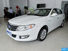 2015款 1.0L 增程式 尊享版