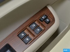 2015款 1.0L 增程式 精英版